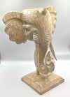 Tête d'éléphant sculptée en bois blanchi