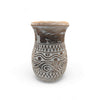 Pot en palmier sculpté